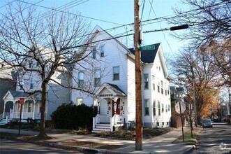 Building Photo - 115 Foster St