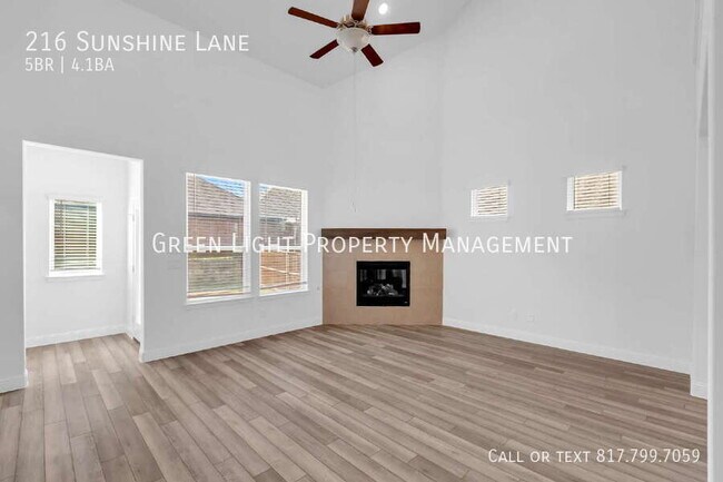 Building Photo - 216 Sunshine Ln