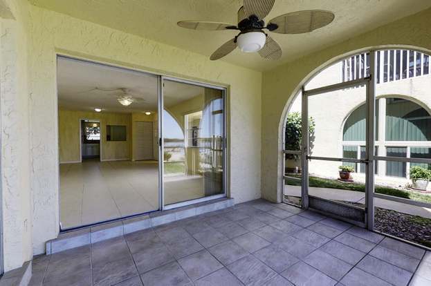 Building Photo - 1727 Minutemen Causeway