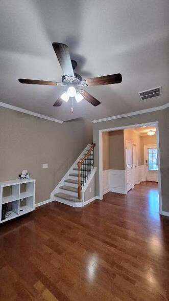 Building Photo - 3104 Cross Creek Dr