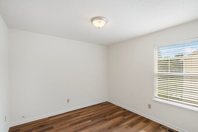 Building Photo - 4302-4304 Cheryl Ct.