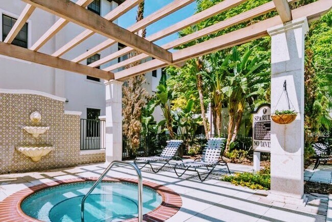 Building Photo - FOR RENT! Beautiful 1/1 Pool View Condo @ ...