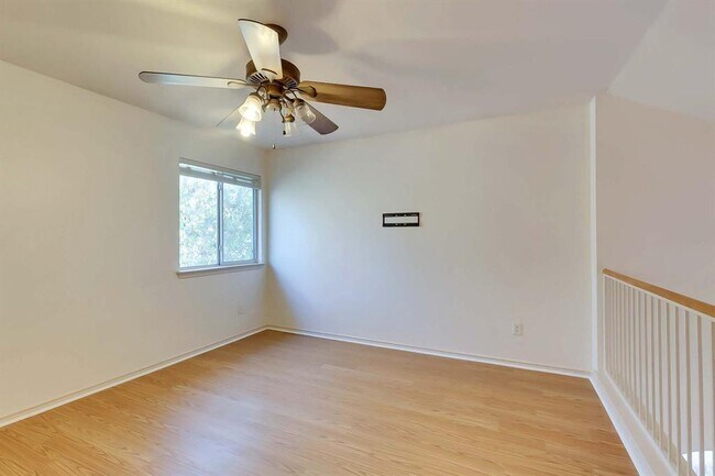 Building Photo - 3735 Castle Rock Dr