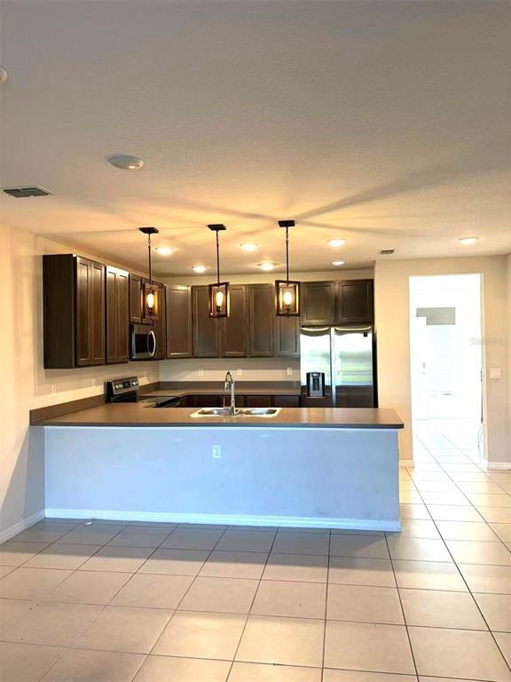 Building Photo - 4702 Coral Castle Dr.