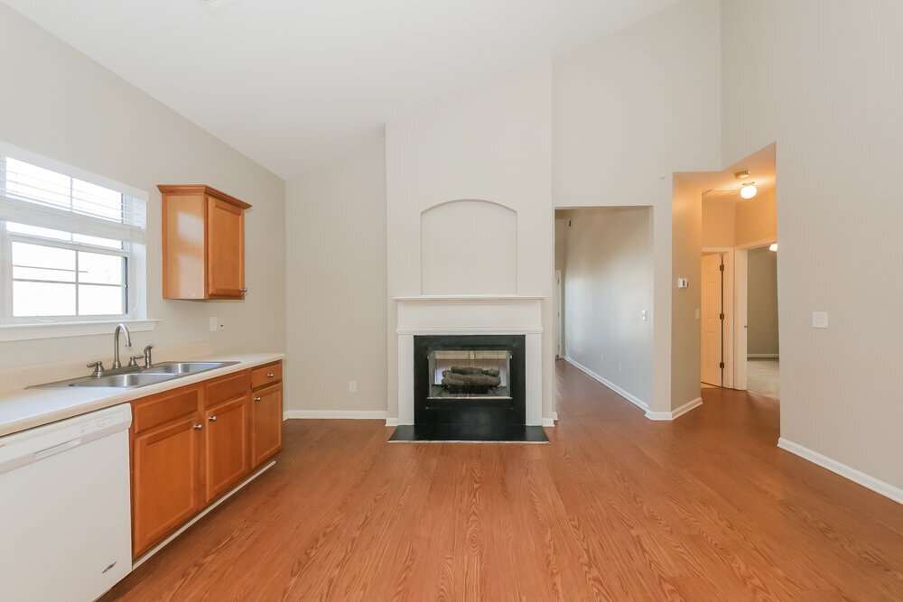 Building Photo - 537 Anglewood Trace