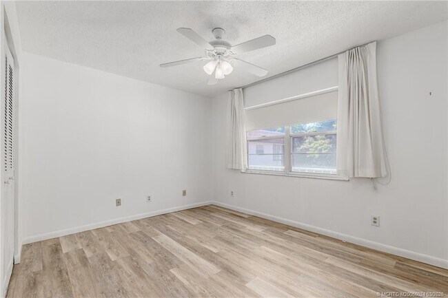 Building Photo - 1225 NW 21st St