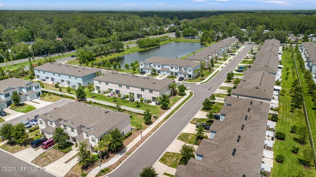 Building Photo - 13106 Annie’s Walk Dr