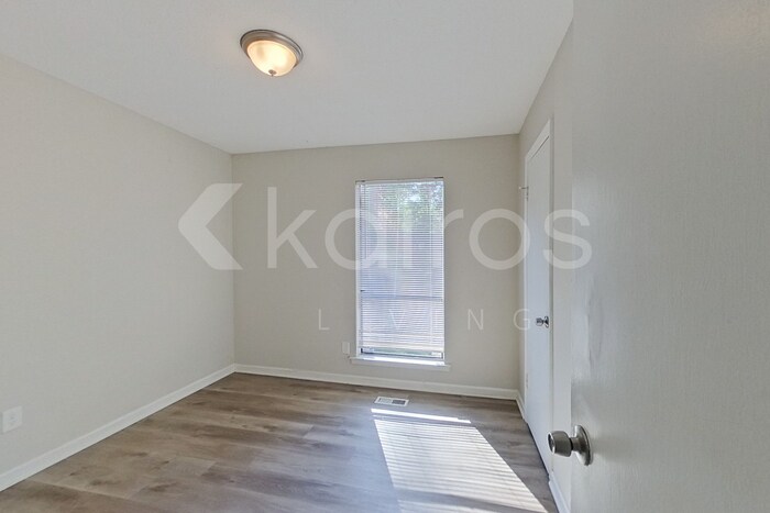 Building Photo - 1117 Moonglow Cir