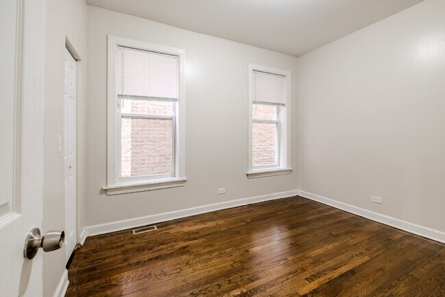 Building Photo - 6111 S Eberhart Ave