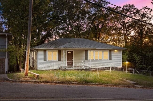 Building Photo - 712 84th St S