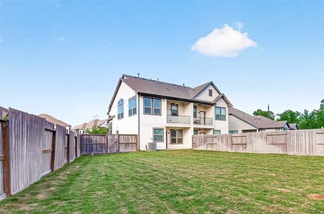 Building Photo - 9442 Starlight Oak Dr