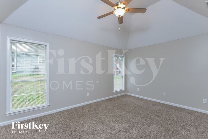 Building Photo - 424 Camden Cove Cir