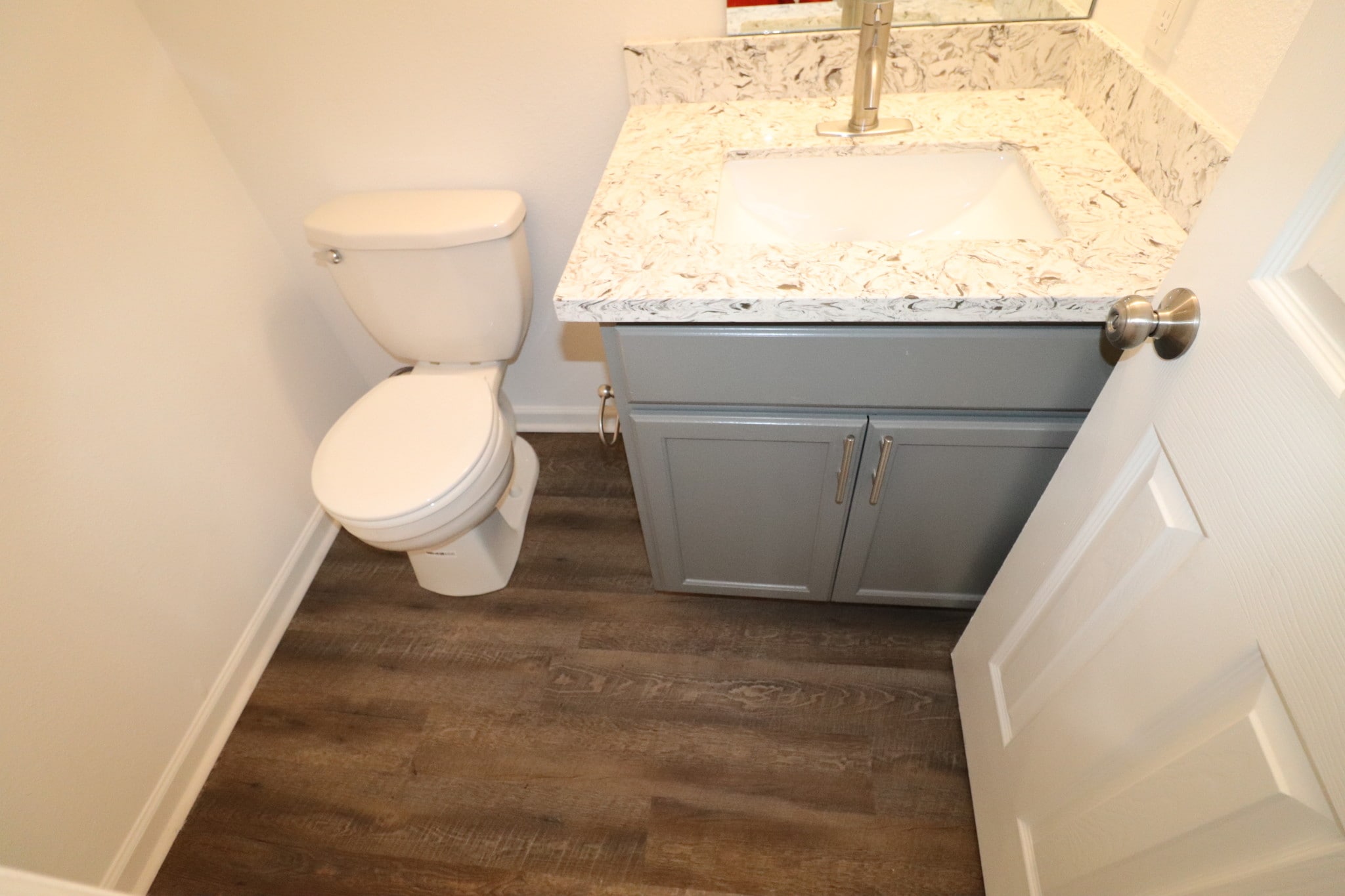 Building Photo - 6950 Paris St