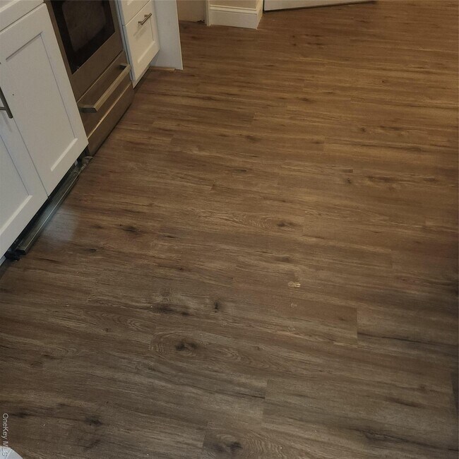 Building Photo - 93 Elliott Ave