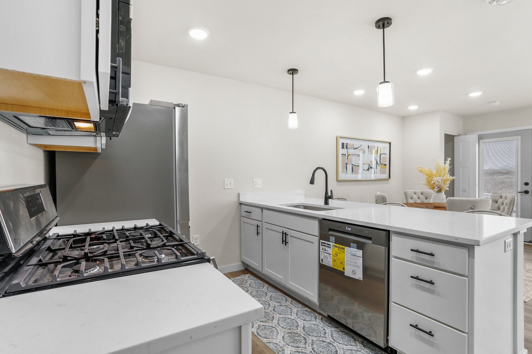 Building Photo - 940 Canter Dr