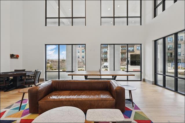 Building Photo - 2700 Old Denton Rd