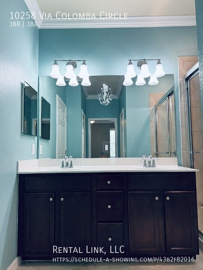 Building Photo - 10258 Via Colomba Circle