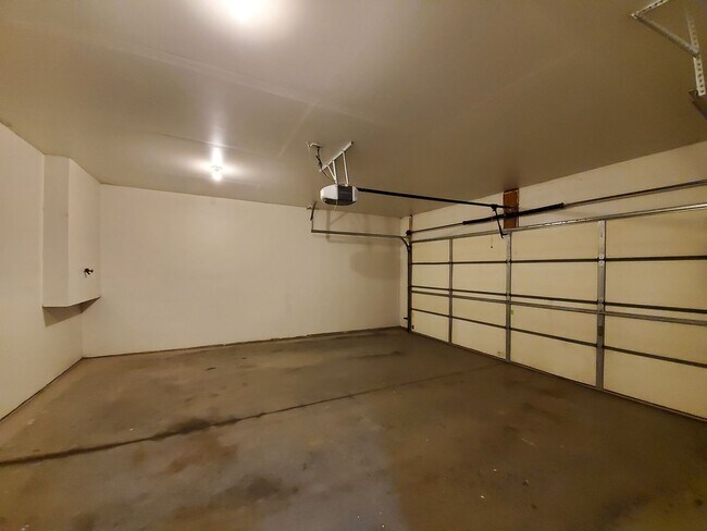 Building Photo - 1721 34th St SW