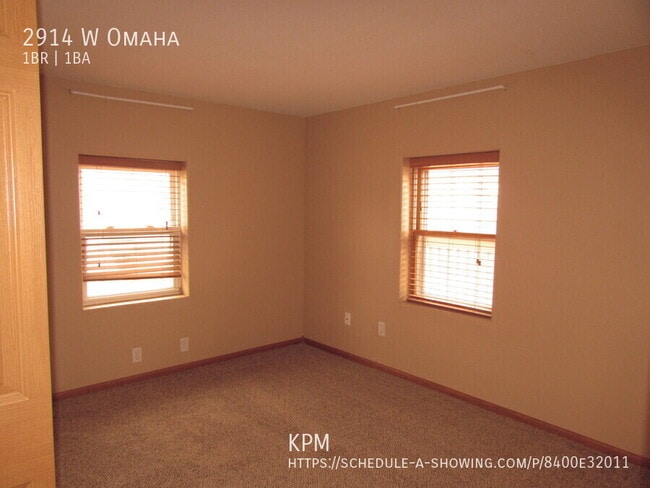 Building Photo - 2914 W Omaha-