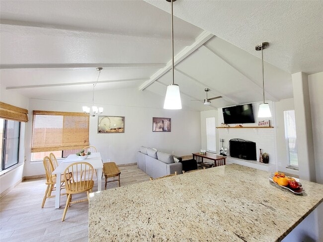 Building Photo - 5526 Excalibur Dr