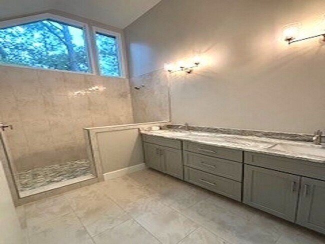 Building Photo - Broad Creek Landing