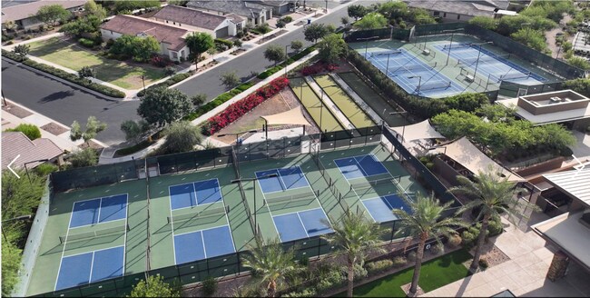 Building Photo - 10349 E Tumbleweed Ave