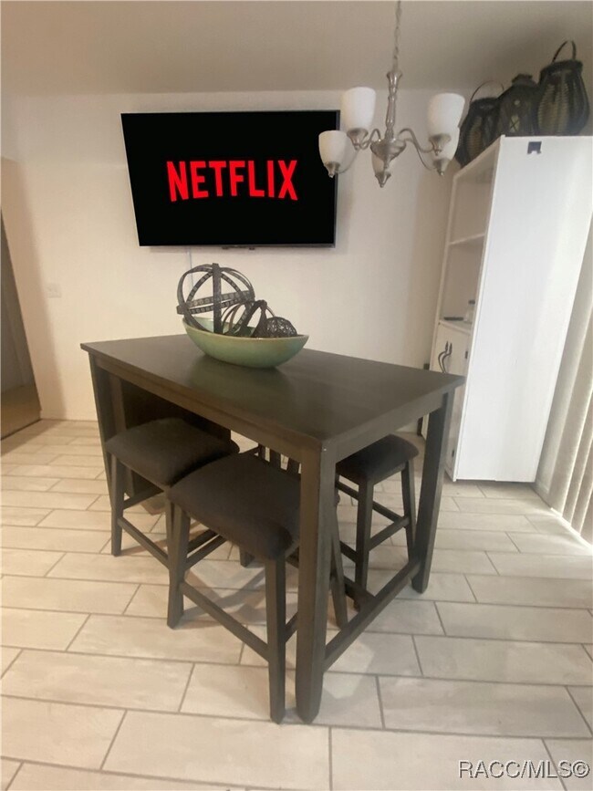 Building Photo - 2131 N Pinecone Ave