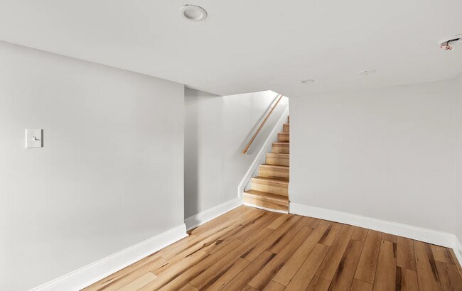 Building Photo - 41X N Collington Ave, Baltimore, MD 21231