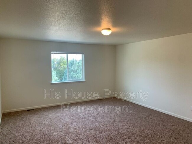 Building Photo - 4355 24th St