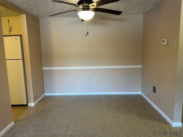 Building Photo - 545 Goucher St