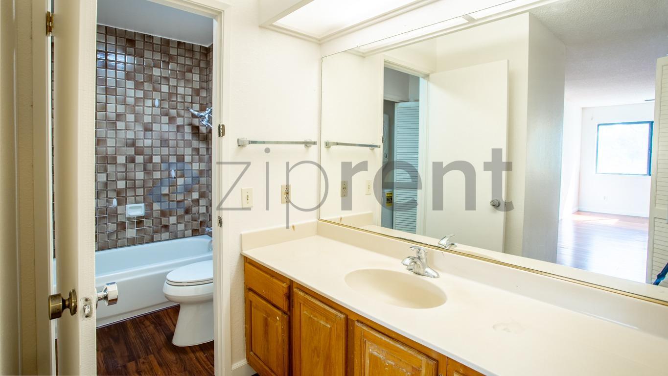 Building Photo - 3715 Terstena Pl