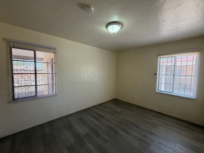 Building Photo - 2 Bedroom Single Story Home Available Near San Mateo Blvd NE & Constitution Ave NE!