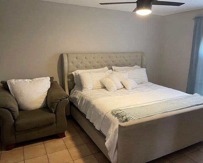 Building Photo - 5126 Martinique Dr