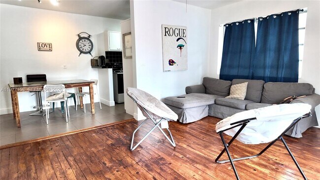 Building Photo - 945 Meridian Ave