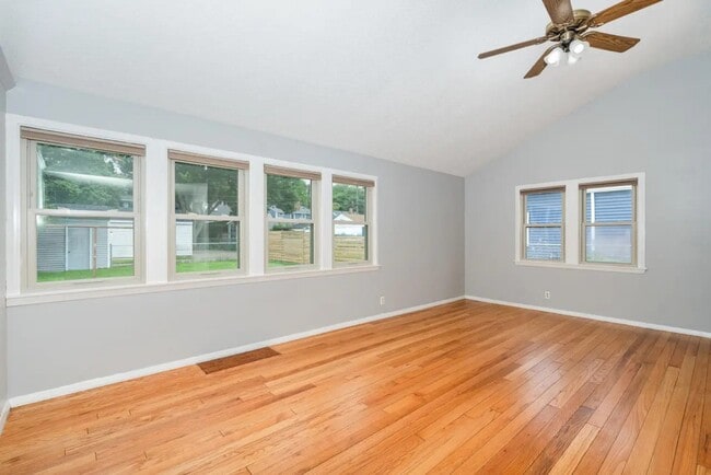 Building Photo - Northeast Benjamin Street