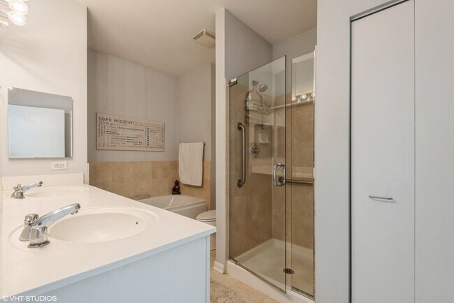 Building Photo - 1421 Sherman Ave