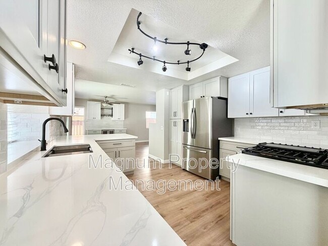 Building Photo - 25211 Corte Sombrero