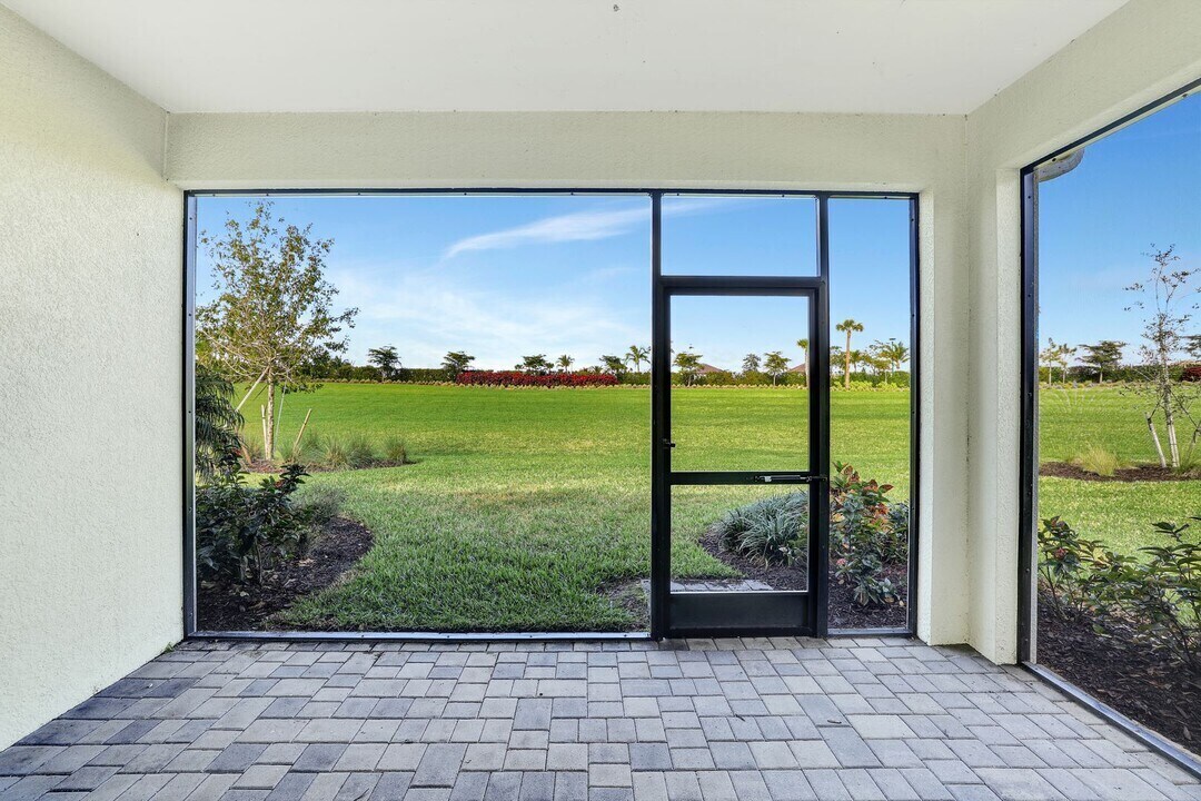 Building Photo - 4633 Centaurus Cir