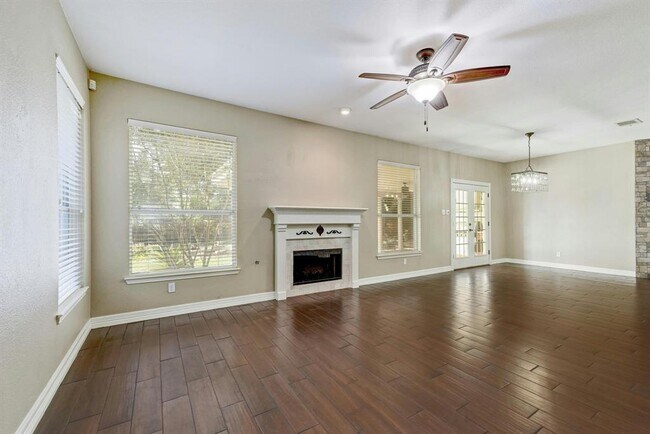 Building Photo - 114 Highalea Ct