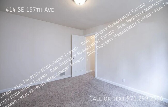 Building Photo - 414 SE 157th Ave