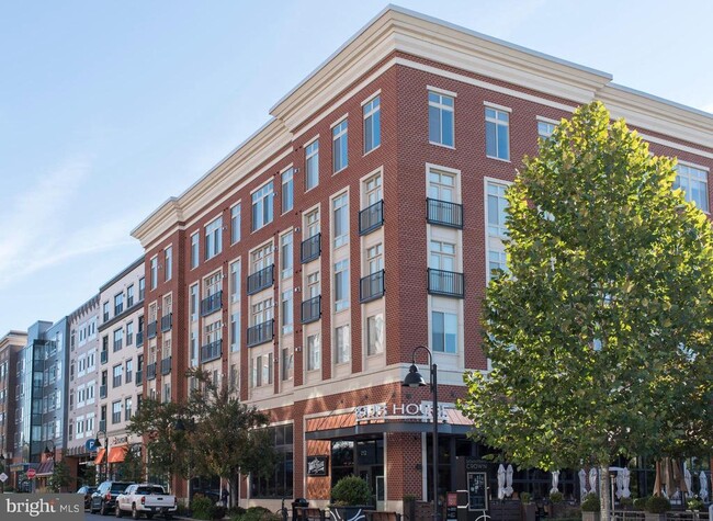 Building Photo - 408 Hendrix Ave