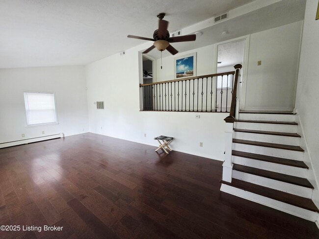 Building Photo - 6809 Shareith Dr