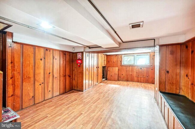 Building Photo - 5632 Belair Rd