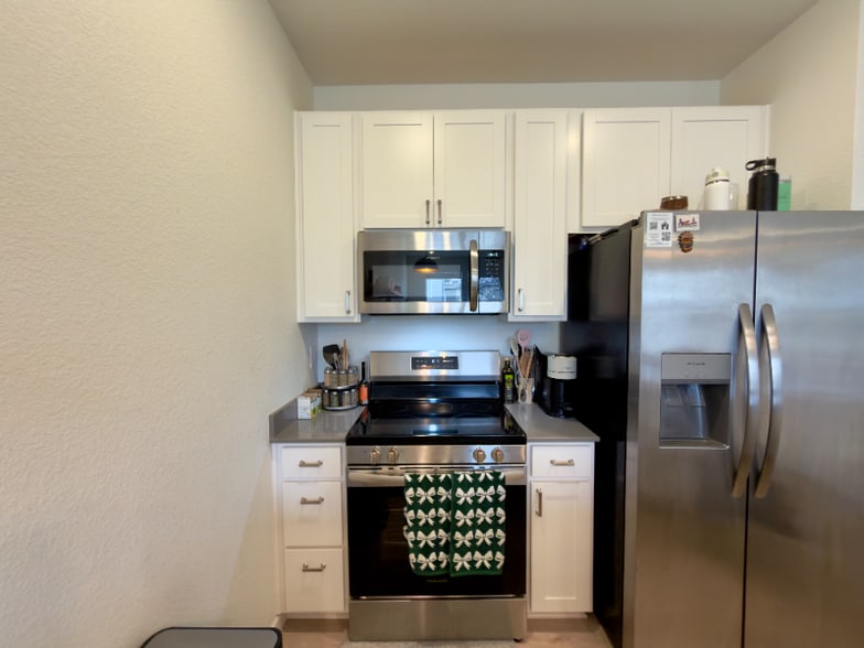 Building Photo - 14583 W 91st Dr