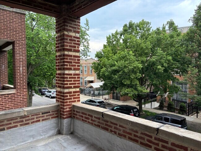 Building Photo - 2630 W Iowa St