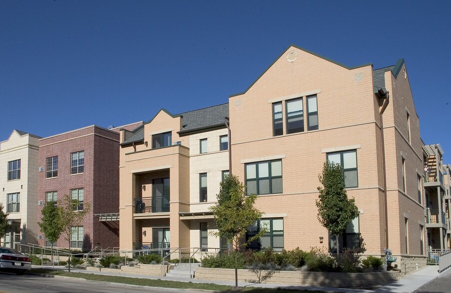 Williamson Place 820824 Williamson St Madison WI 53703 Apartment Finder