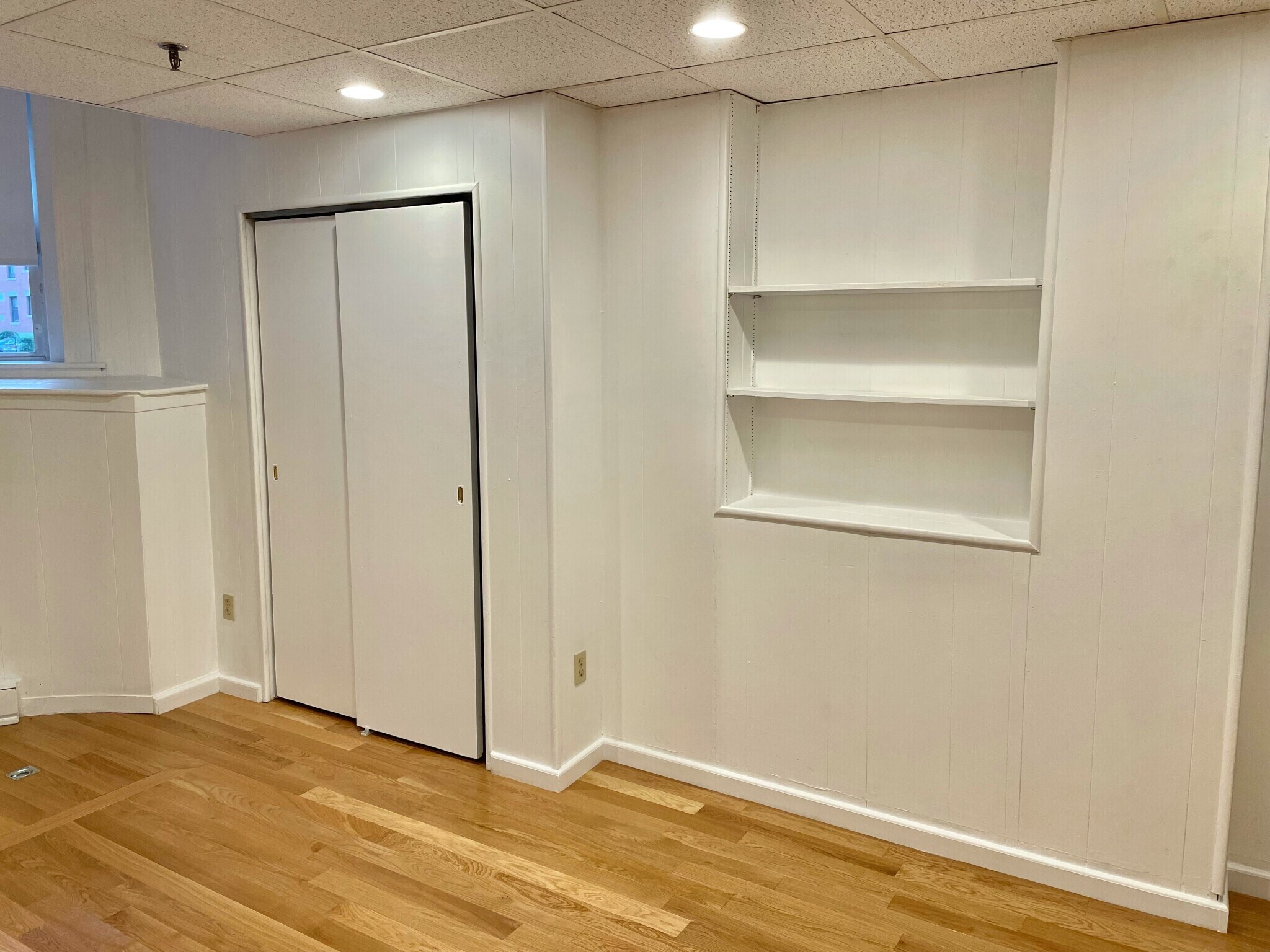 Building Photo - 1079 Beacon St