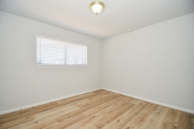 Building Photo - 3107 Barnhill Ln