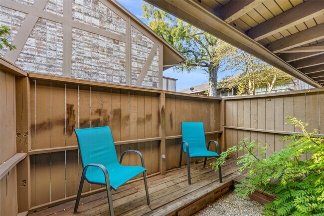 Building Photo - 2574 Marilee Ln