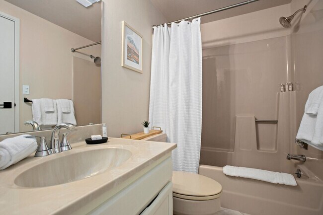 Building Photo - 2270 Storm Meadows Dr